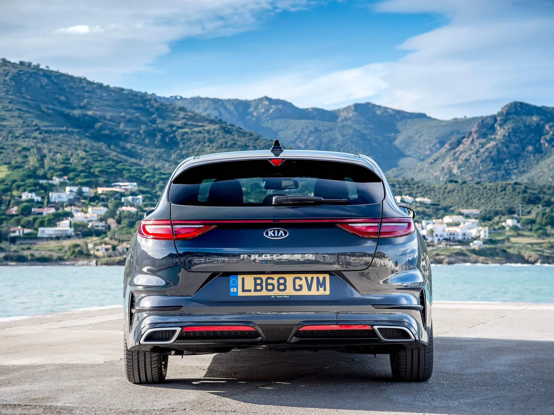 Kia ProCeed [UK] (2019) - Rear