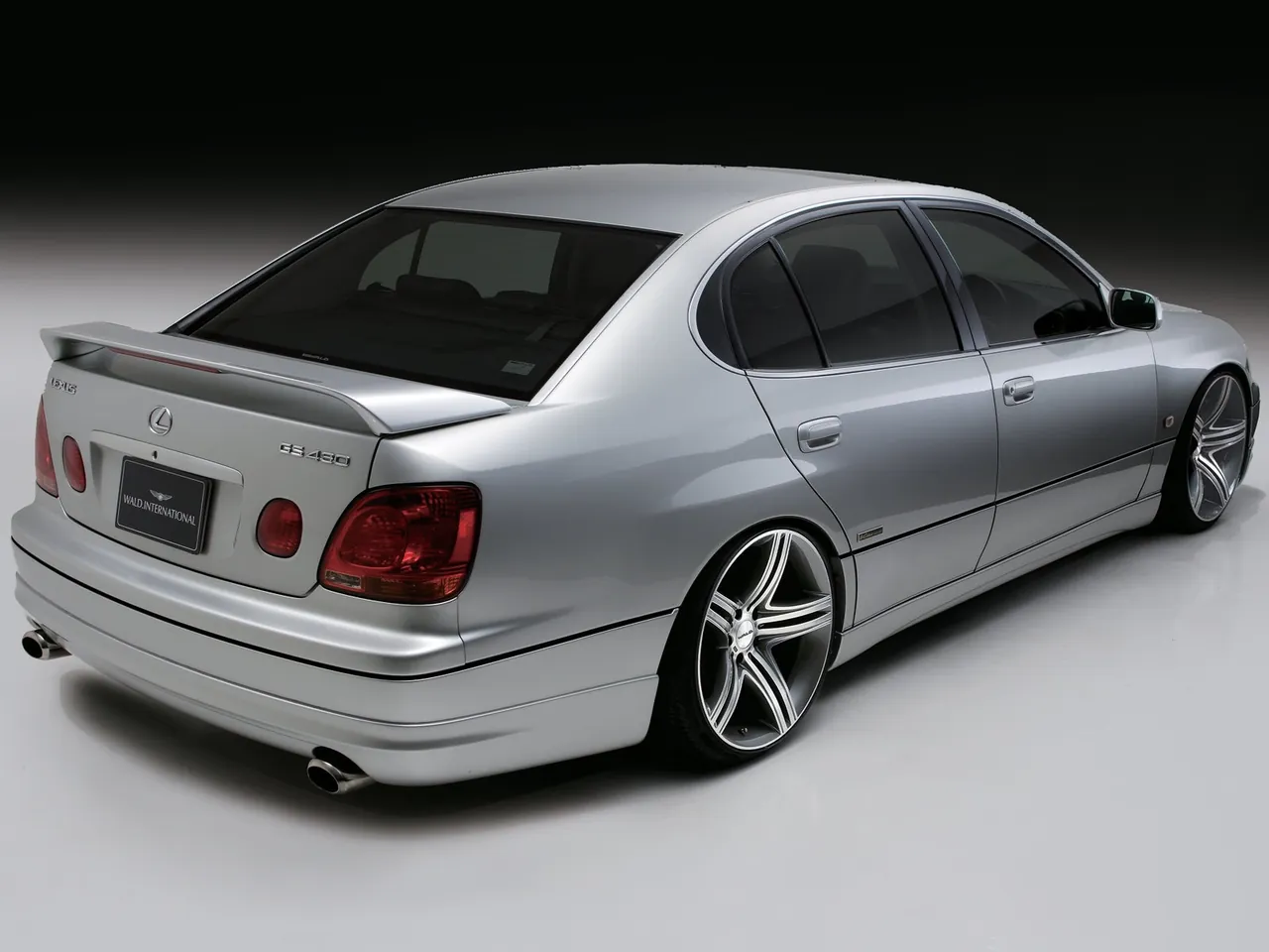Wald Lexus GS (2001) – zadní tříčtvrteční pohled