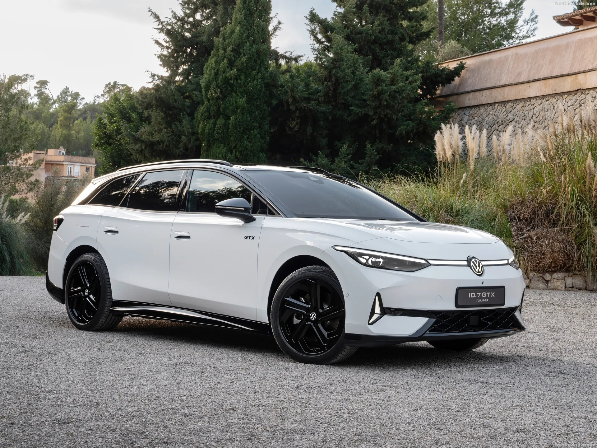Volkswagen ID.7 GTX Tourer (2025)