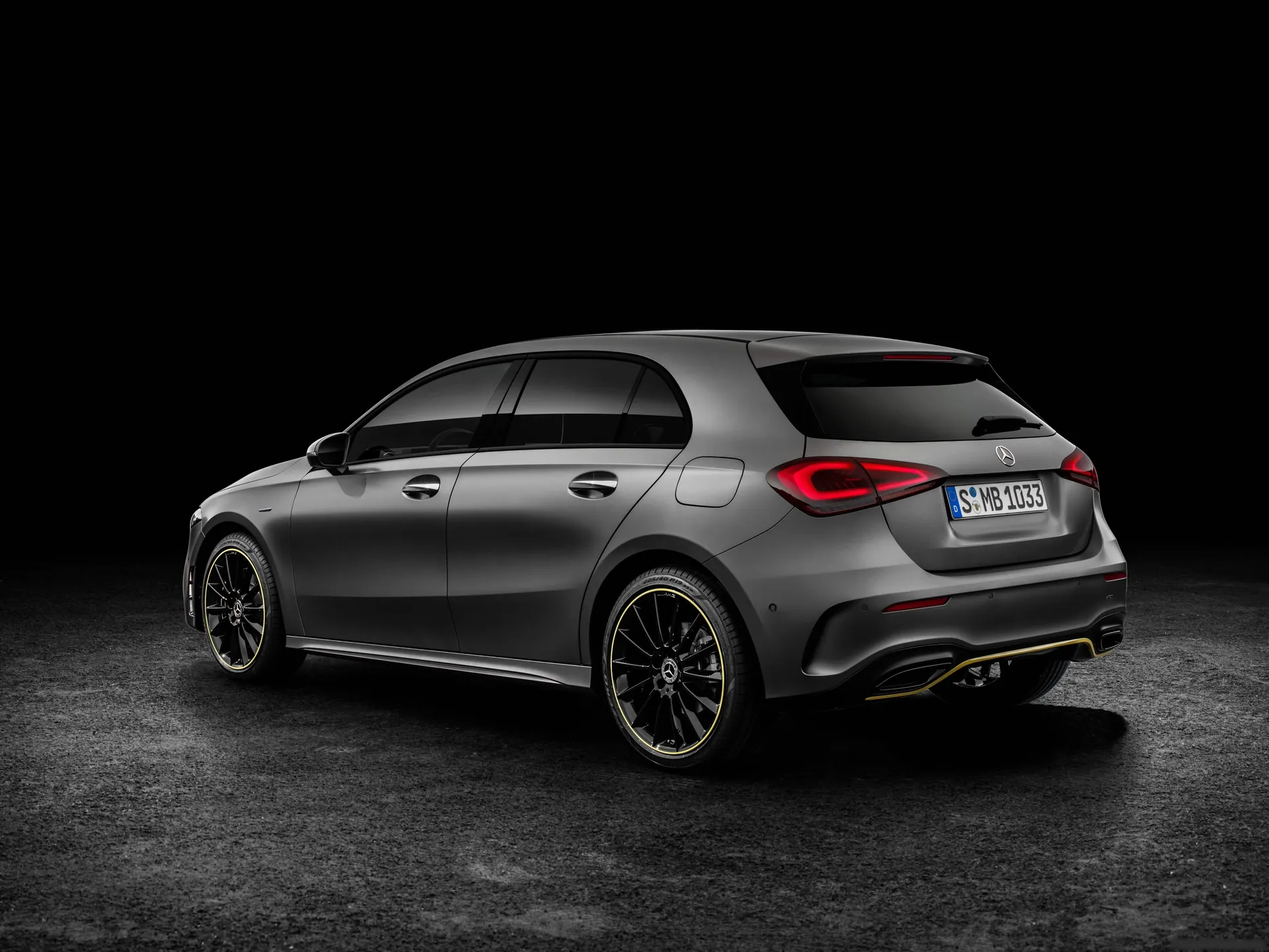 Mercedes-Benz A-Class (2019) - Rear Three-Quarter