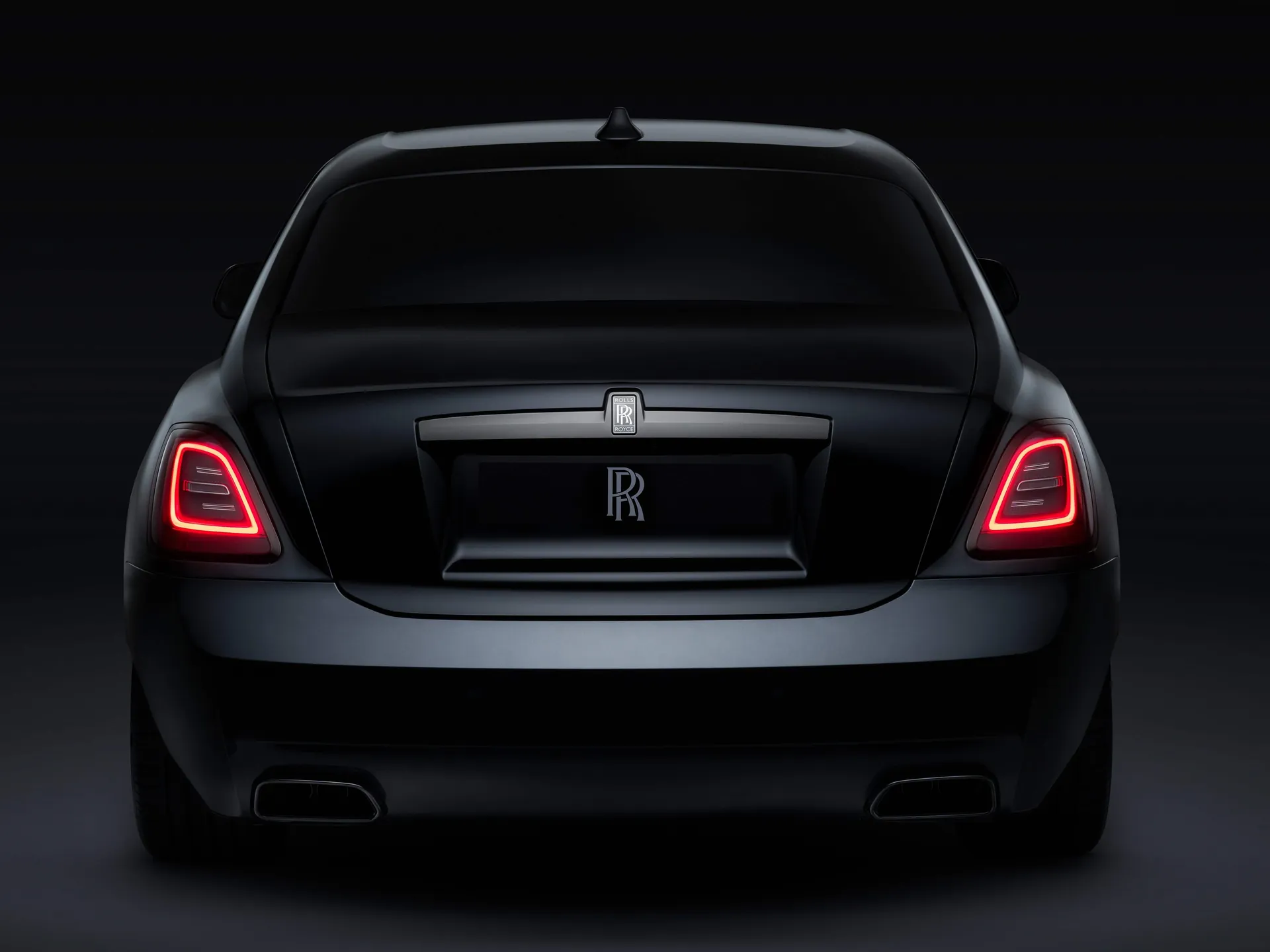 Rolls-Royce Ghost Black Badge (2022) – zezadu