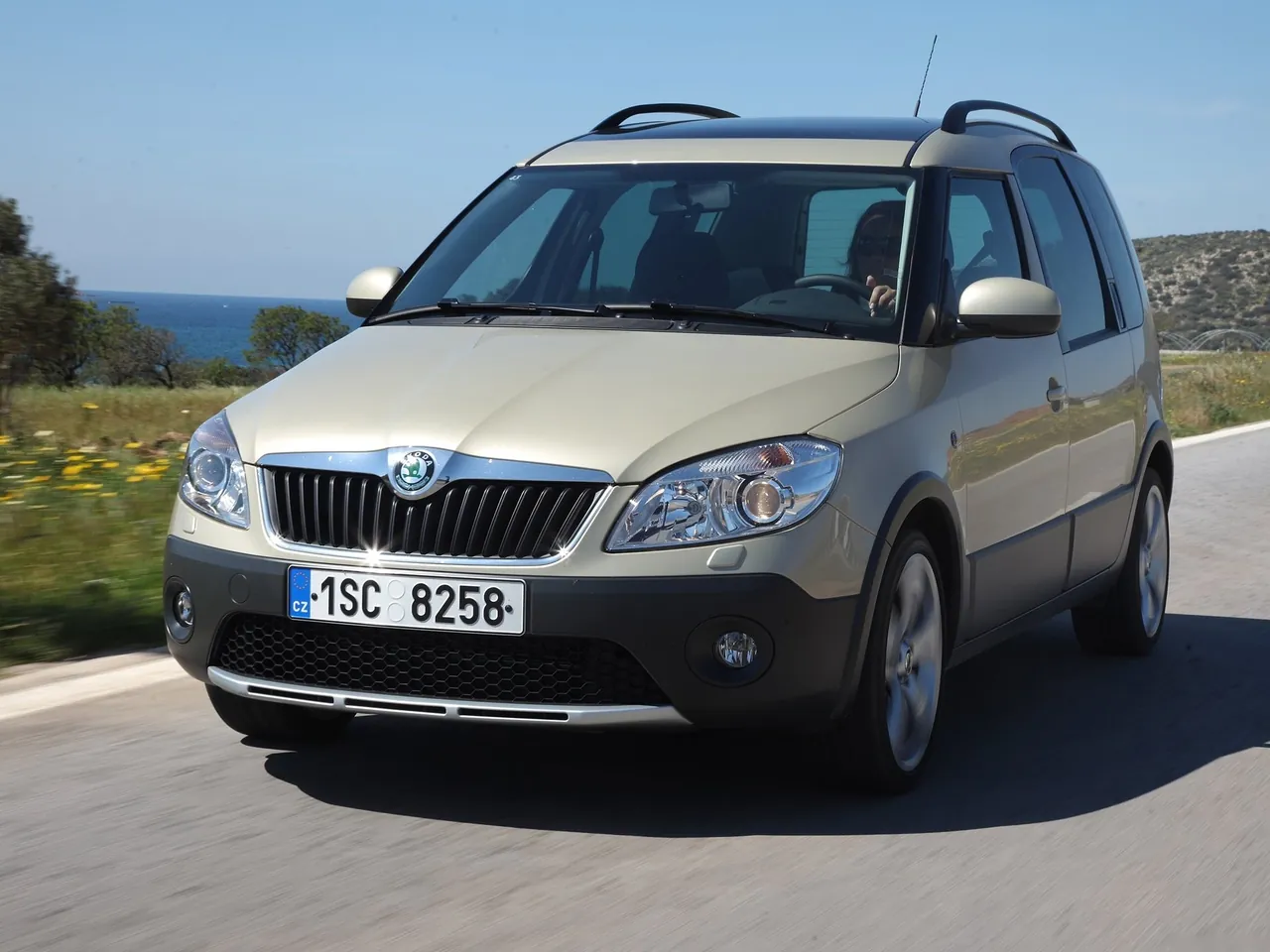 Skoda Roomster Scout (2011)