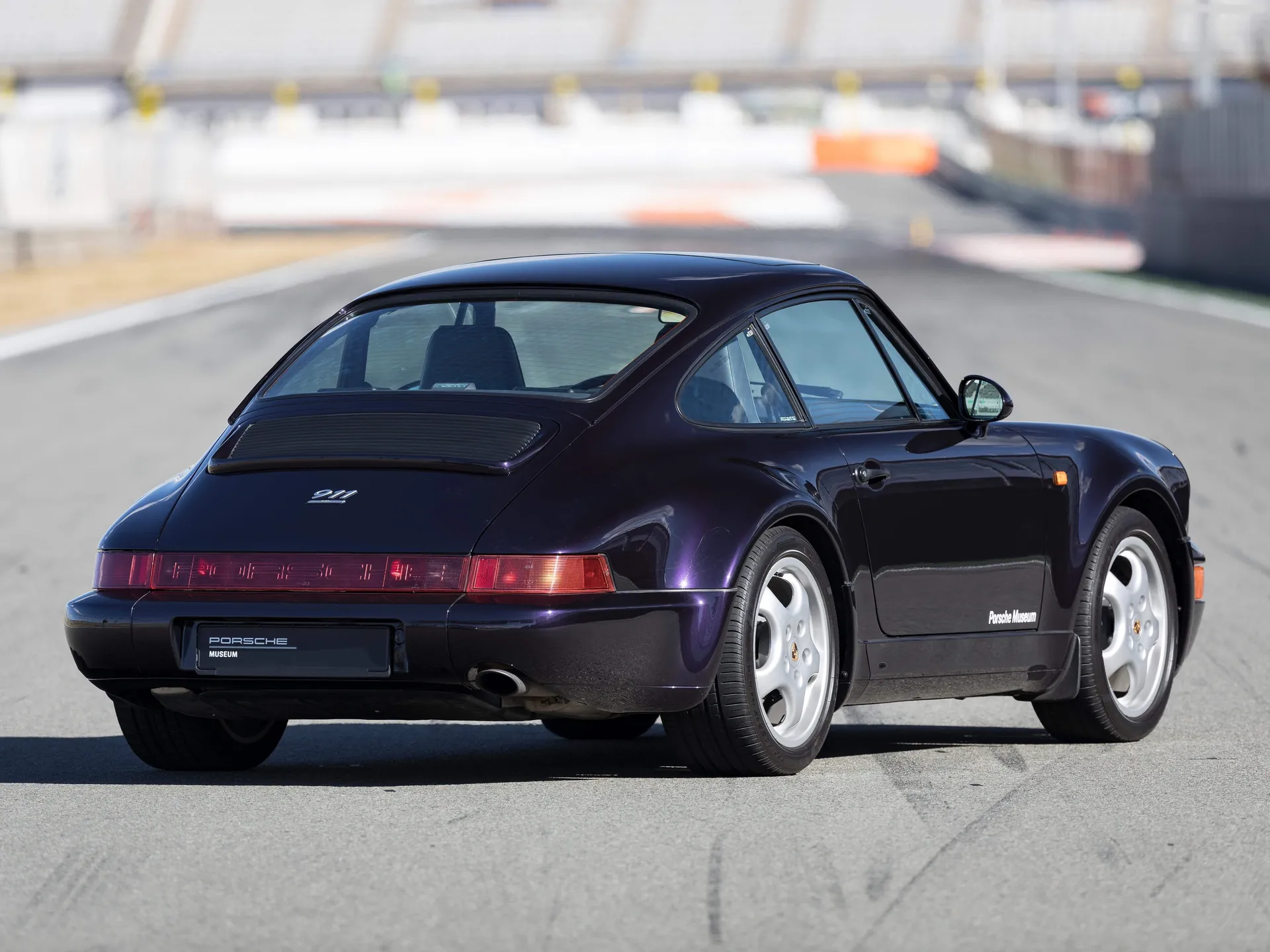 Porsche 911 Carrera 4 30 Years Edition (1993) - Rear Three-Quarter