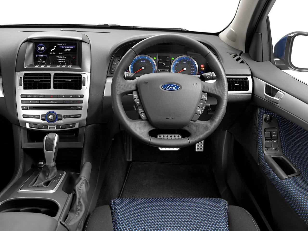 Ford FG Falcon XR6 (2008) - Interior