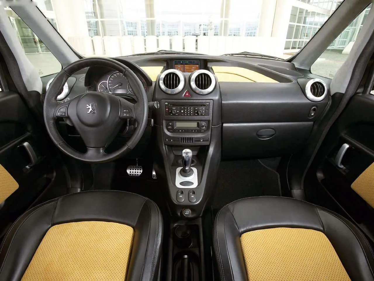 Peugeot 1007 RC Concept (2005) – interiér
