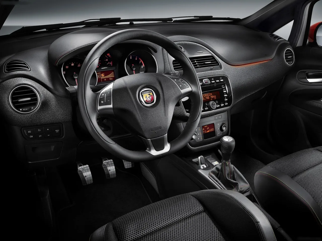 Fiat Punto Evo Abarth (2011) – interiér
