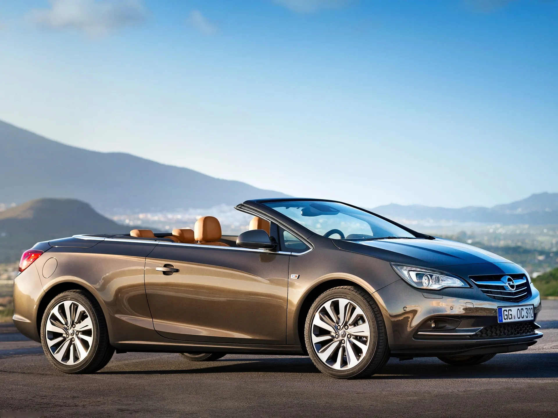 Opel Cascada (2013)