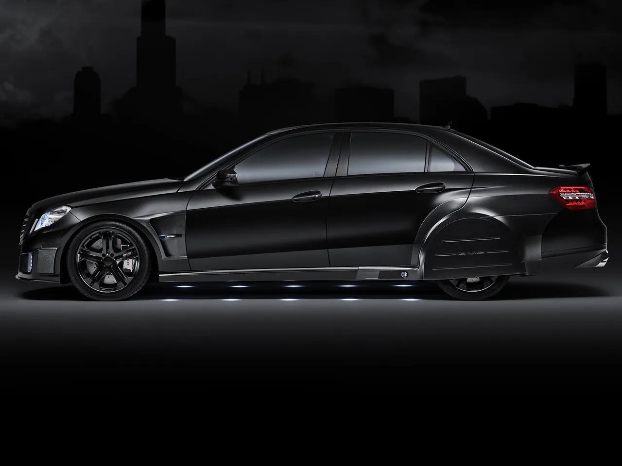 Brabus E V12 (2010) – boční profil