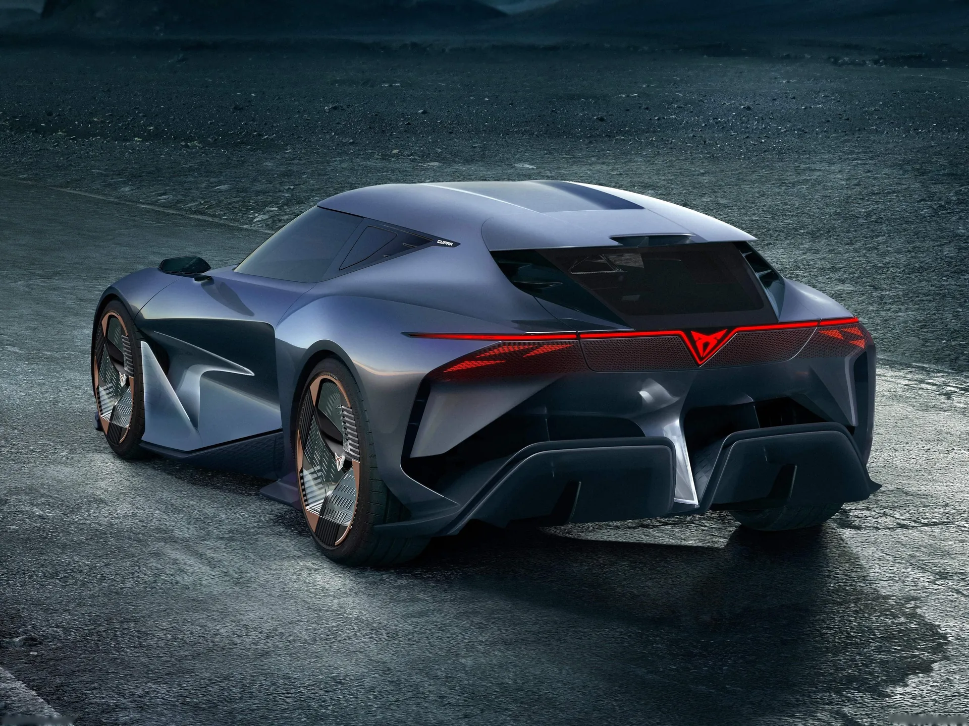 Cupra DarkRebel Concept (2023) – zadní tříčtvrteční pohled