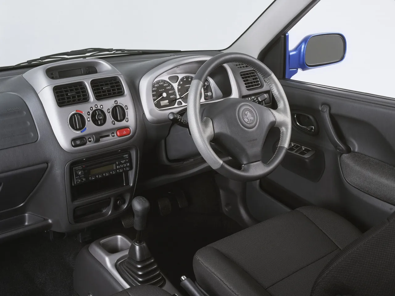 Holden Cruze (2002) – interiér