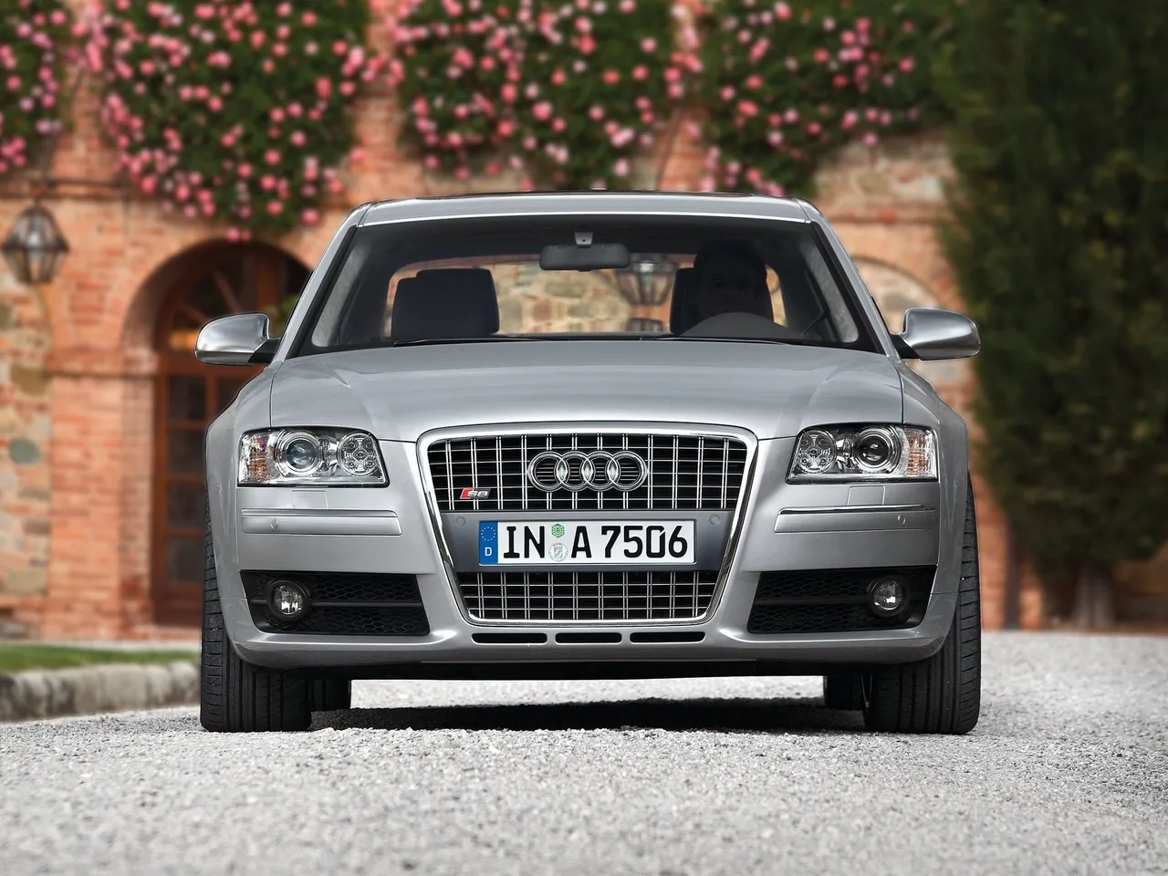 Audi S8 (2006) – zepředu