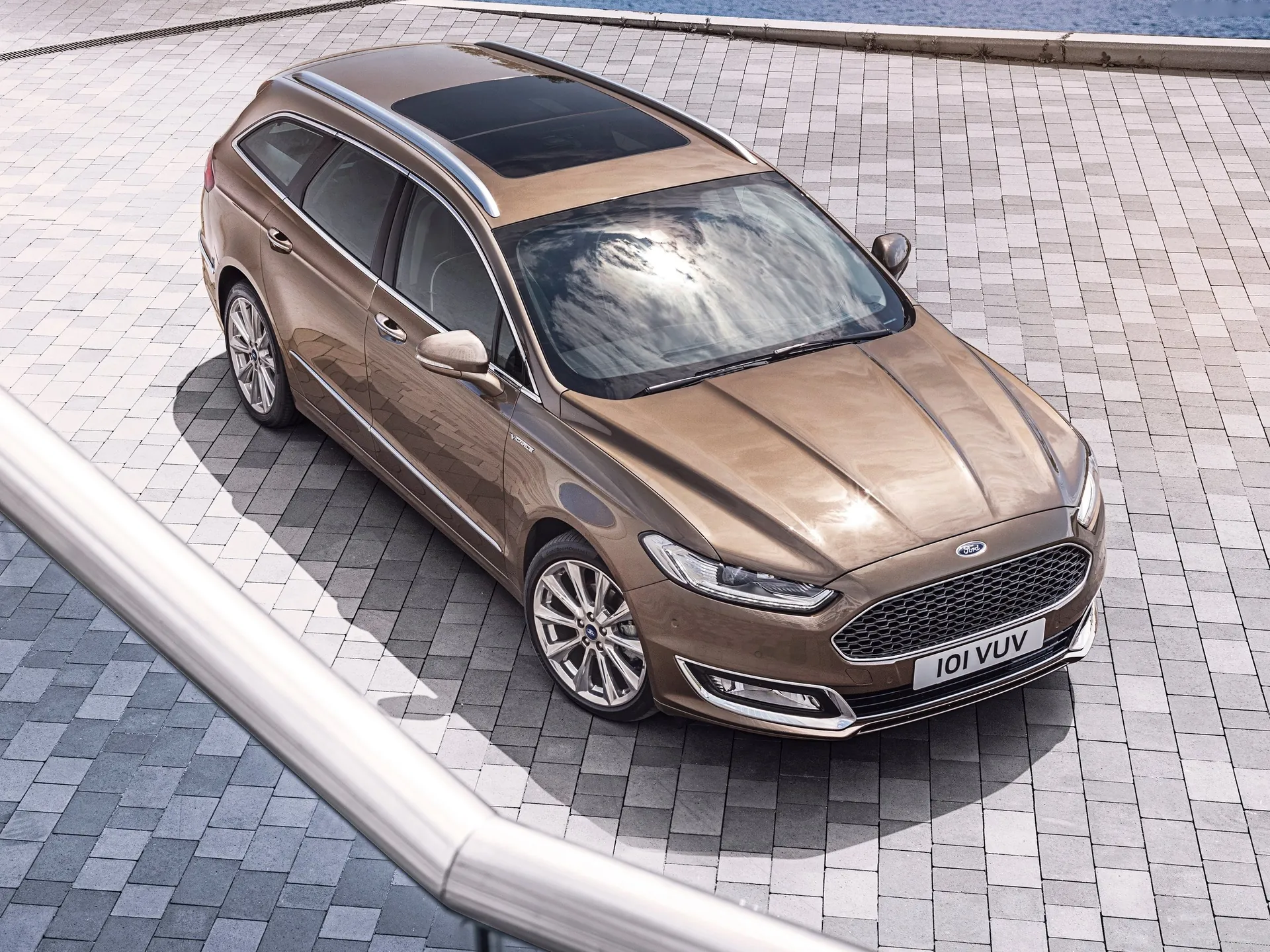 Ford Mondeo Vignale (2016)