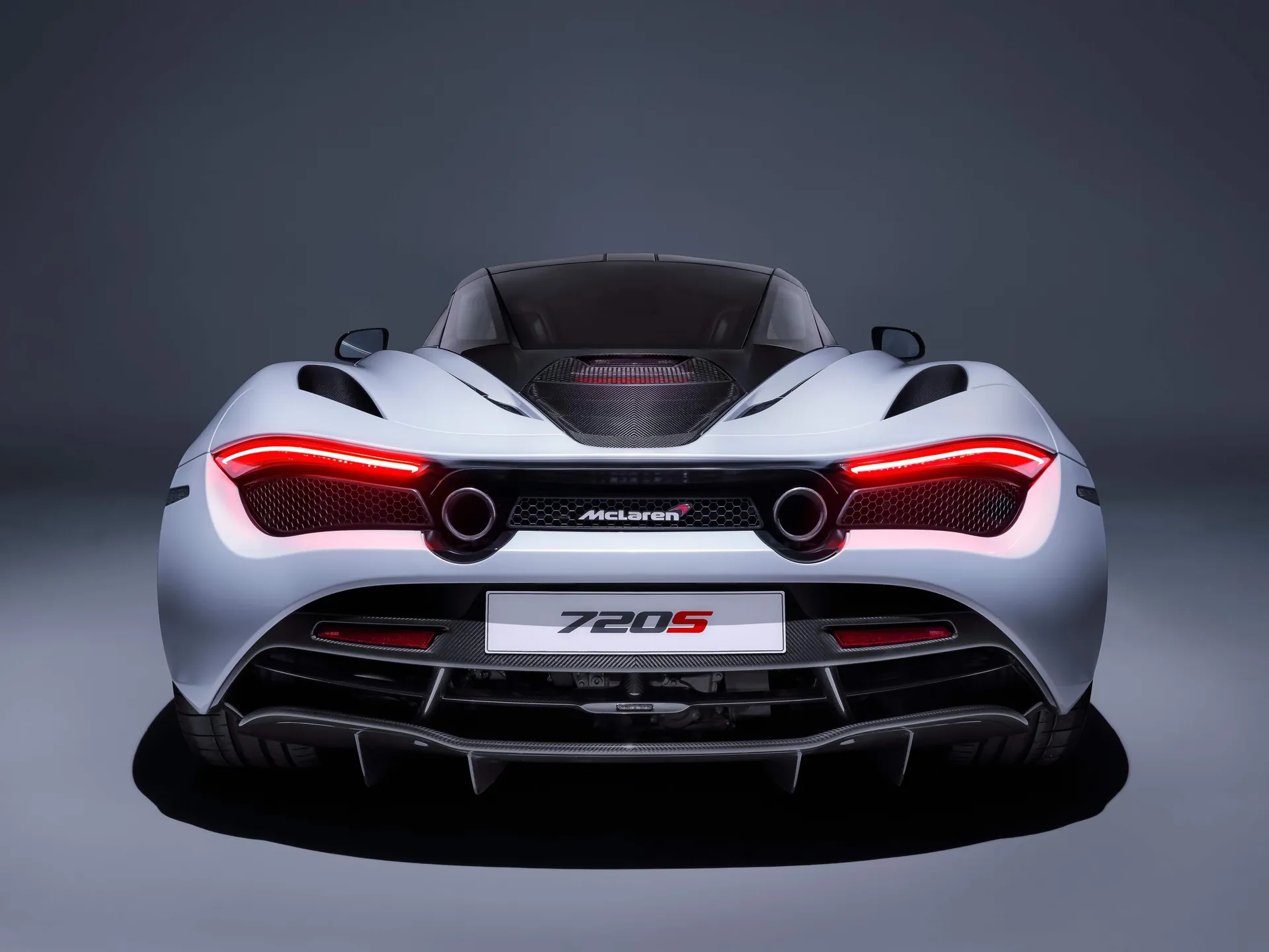 McLaren 720S (2018) – zezadu