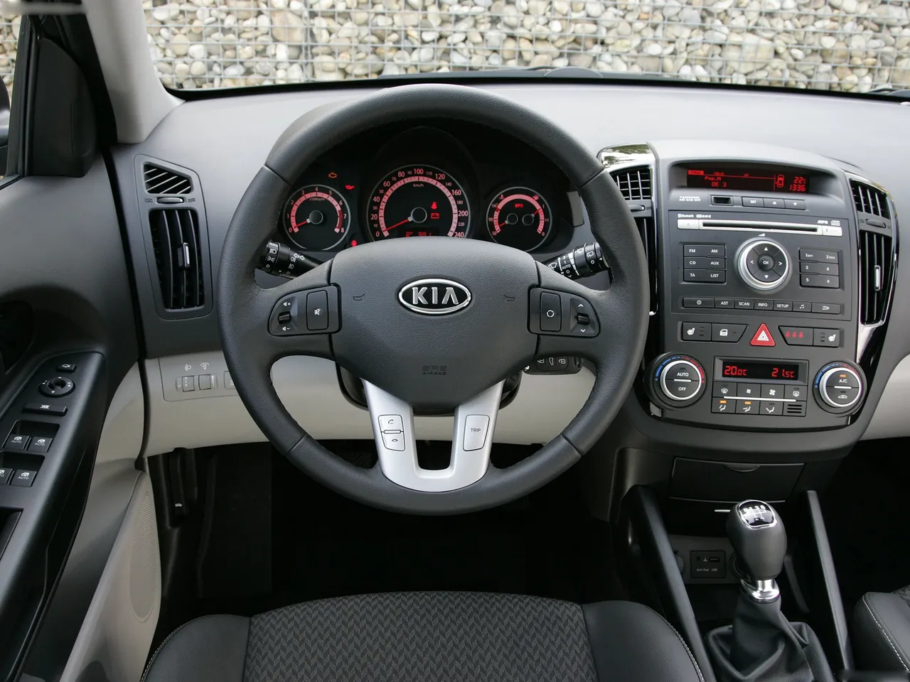 Kia Ceed (2010) – interiér