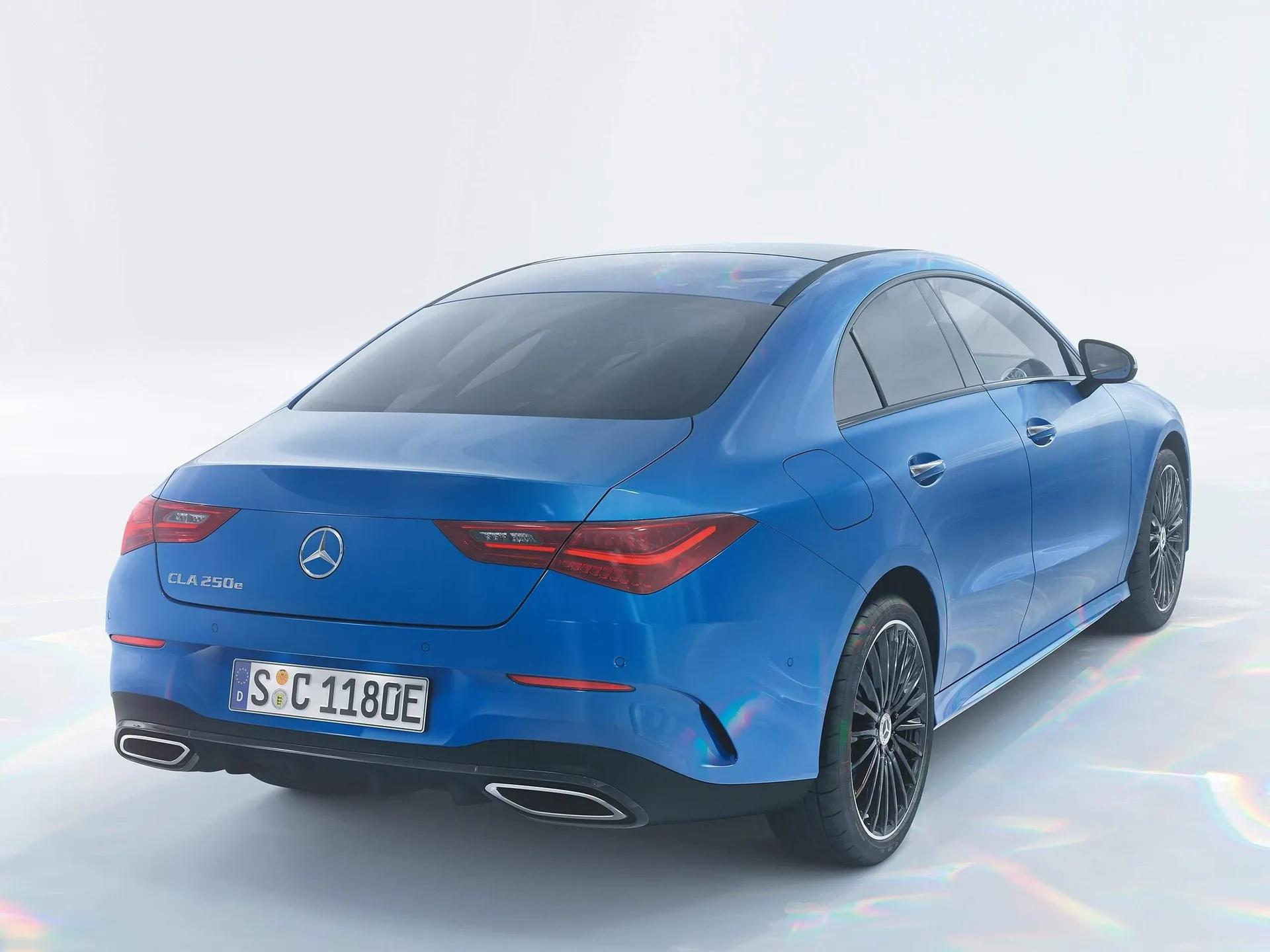 Mercedes-Benz CLA (2024) - Rear Three-Quarter