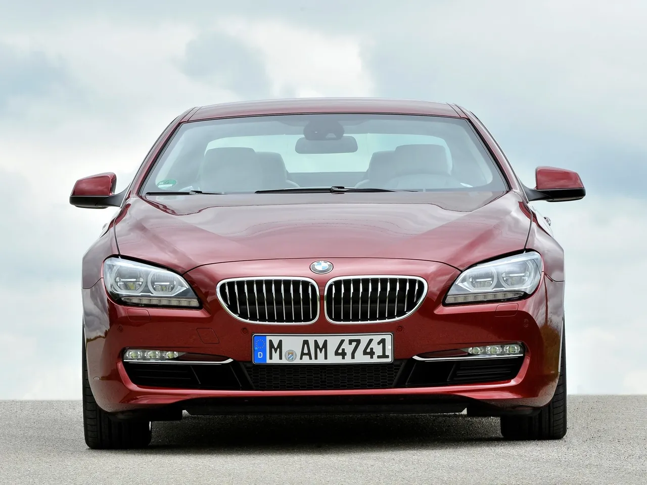 BMW 6-Series Coupe (2012) - Front