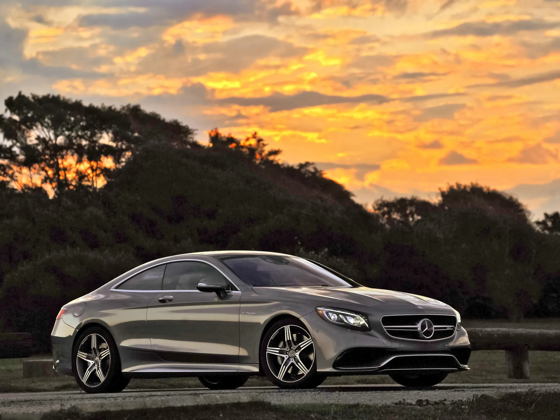 Mercedes-Benz S63 AMG Coupe (2015)