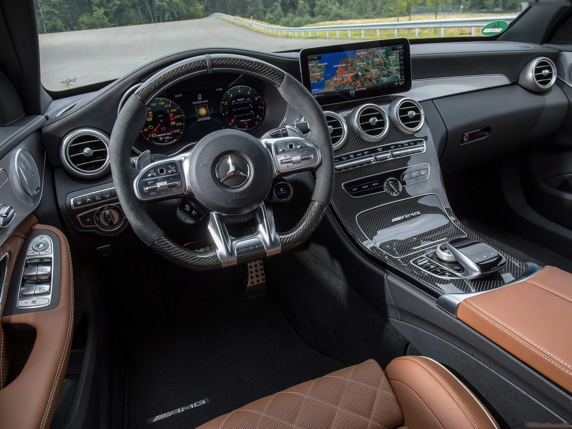 Mercedes-Benz C63 S AMG Estate (2019) – interiér