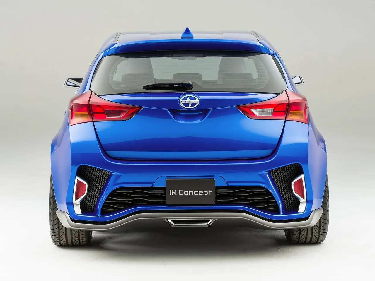 Scion iM Concept (2014) – zezadu