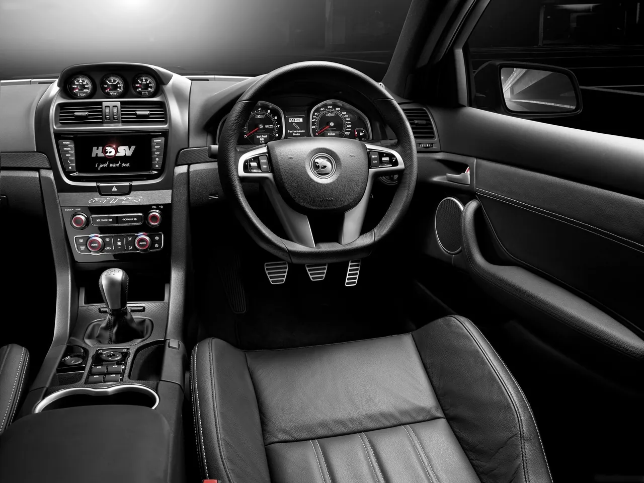 HSV E3 GTS (2011) – interiér