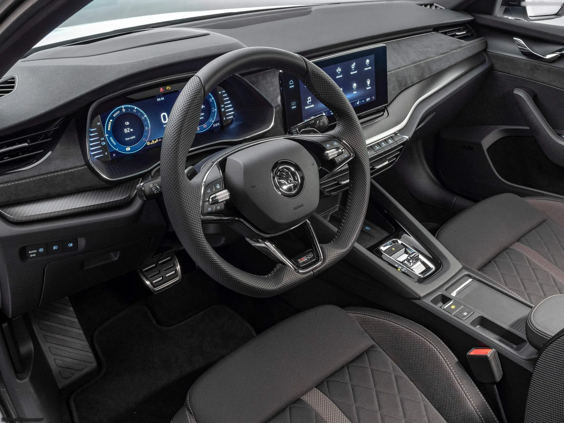 Skoda Octavia RS iV (2020) – interiér
