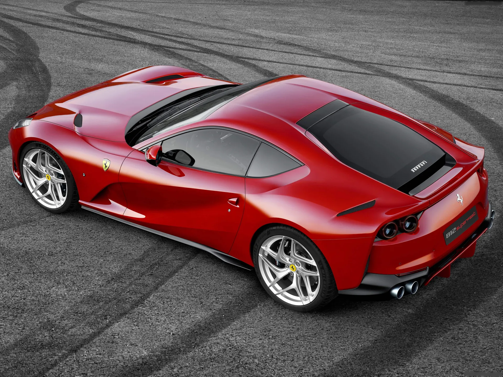 Ferrari 812 Superfast (2018) - Rear Three-Quarter
