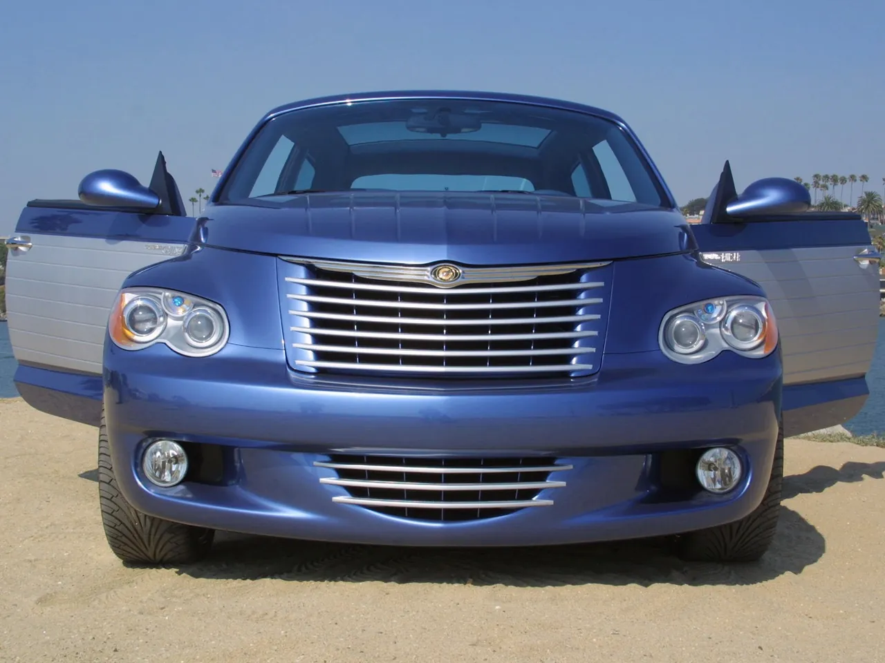 Chrysler California Cruiser Concept (2002) – zepředu