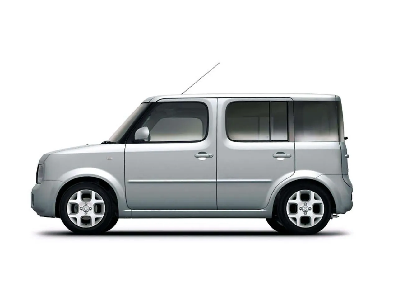 Nissan Cube (2003) - Side Profile