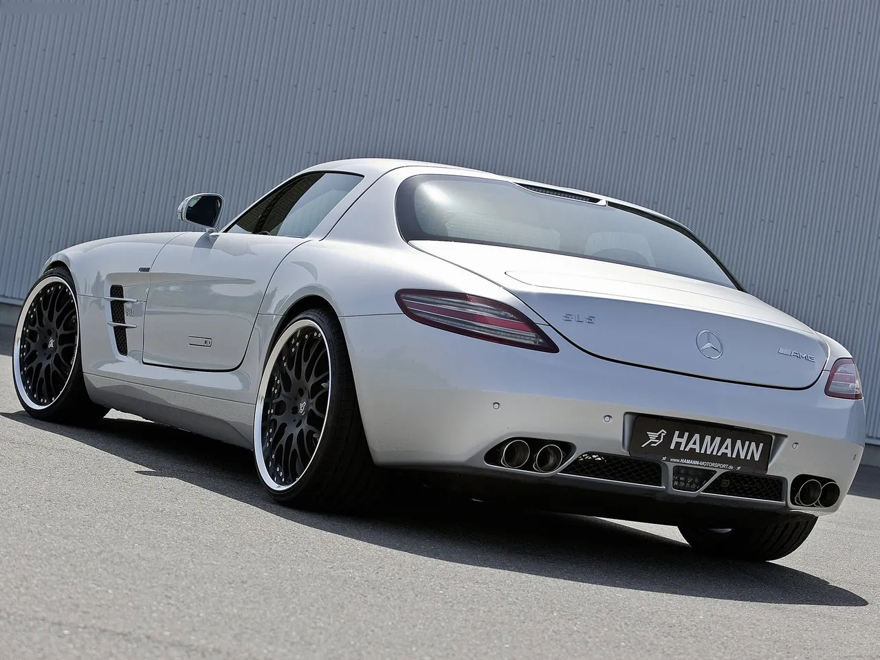 Hamann Mercedes-Benz SLS AMG (2011) – zadní tříčtvrteční pohled