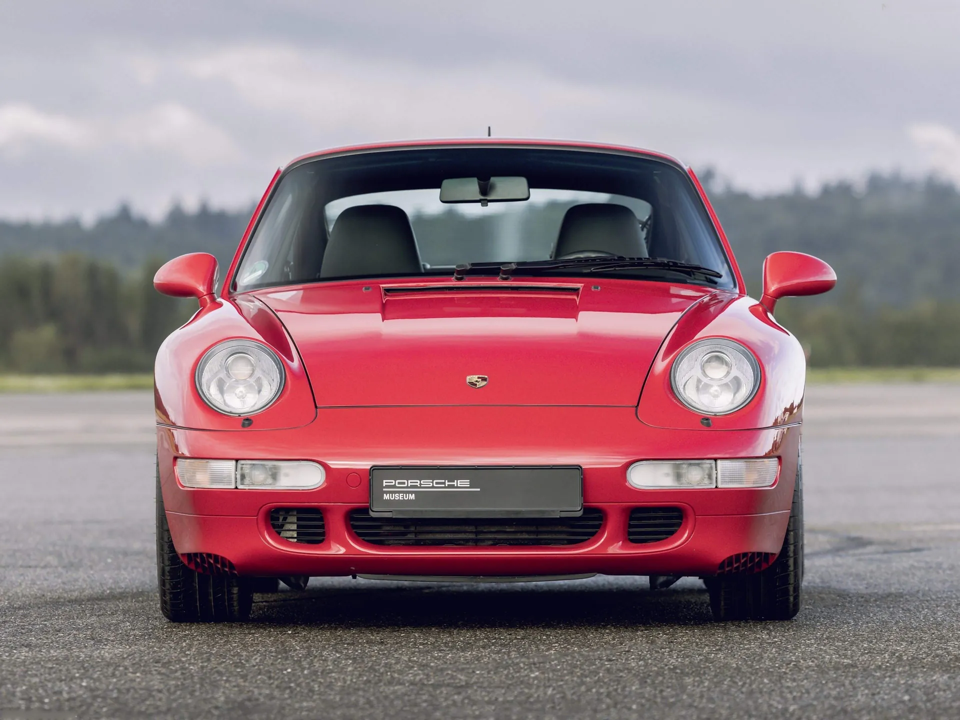 Porsche 911 Carrera 4S (1995) - Front