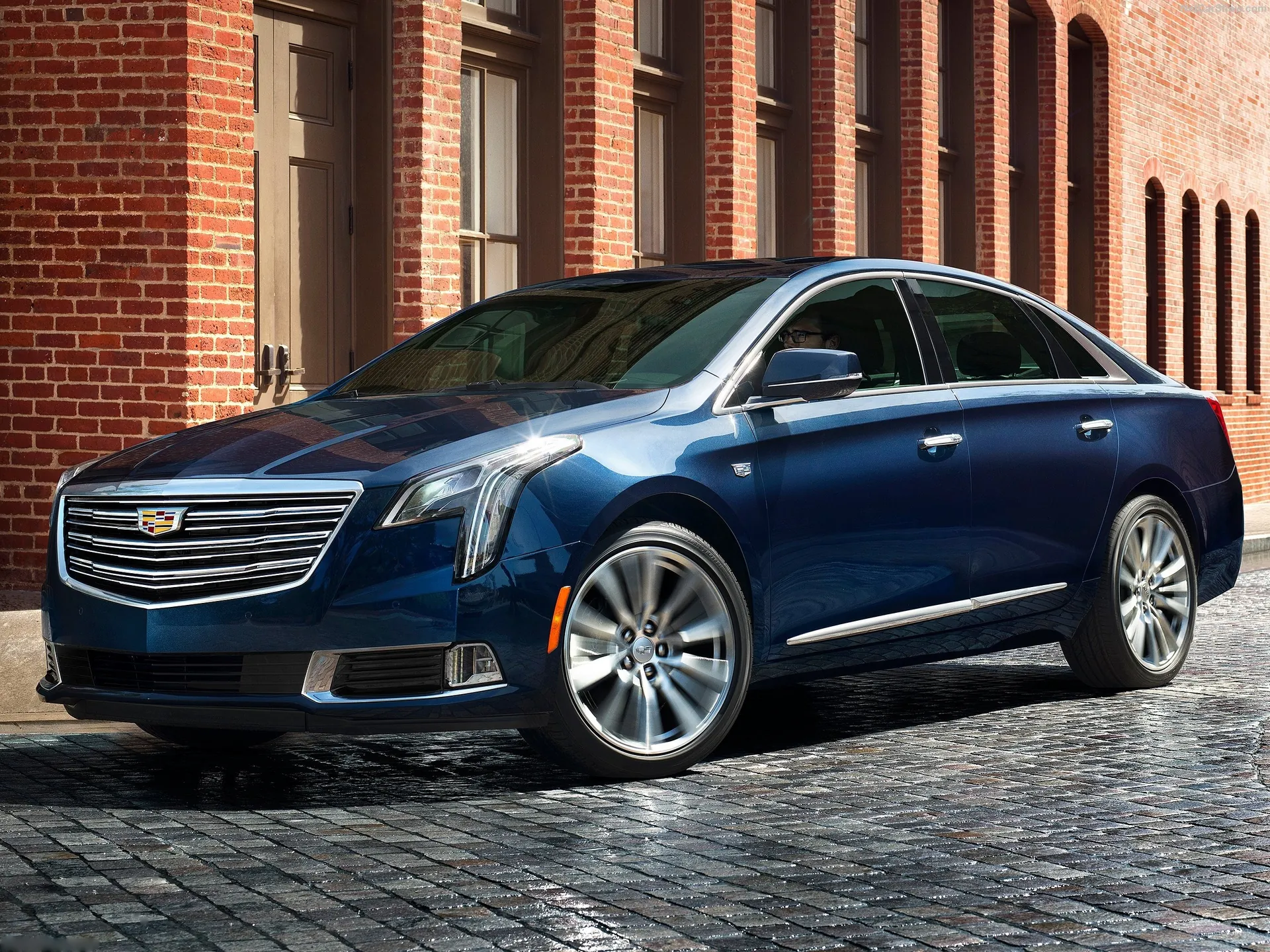 Cadillac XTS (2018)