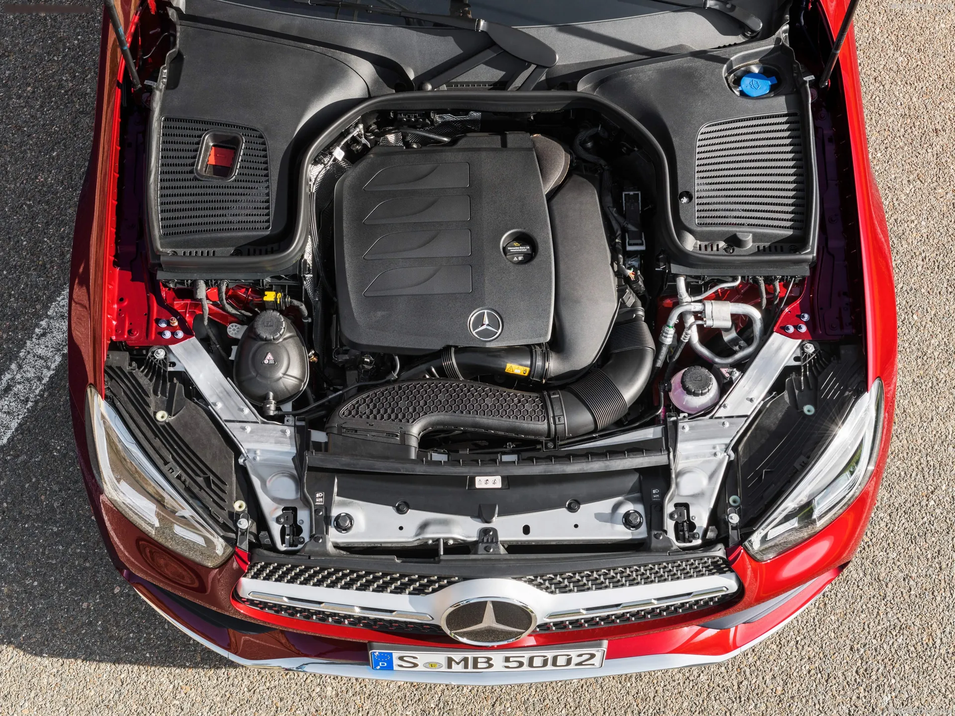 Mercedes-Benz GLC Coupe (2020) - Engine Bay