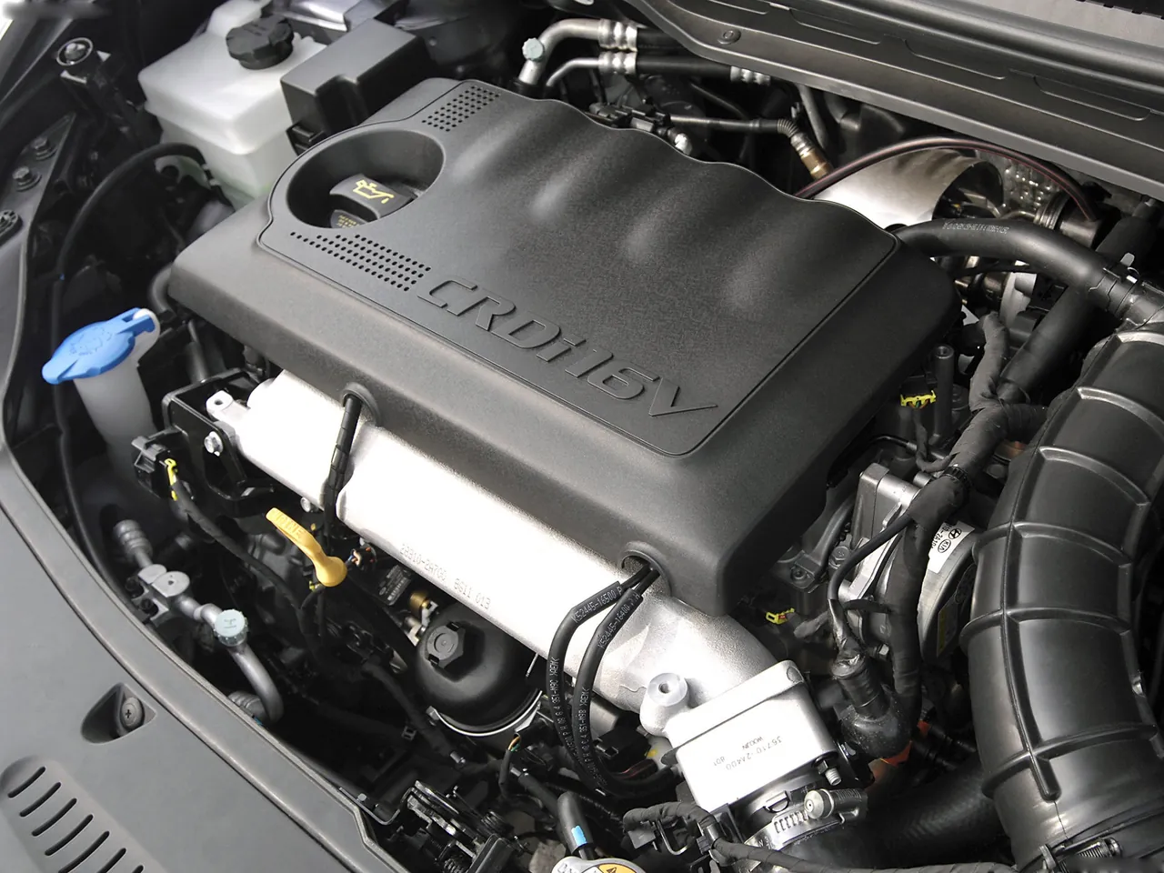 Hyundai i20 (2009) – motorový prostor
