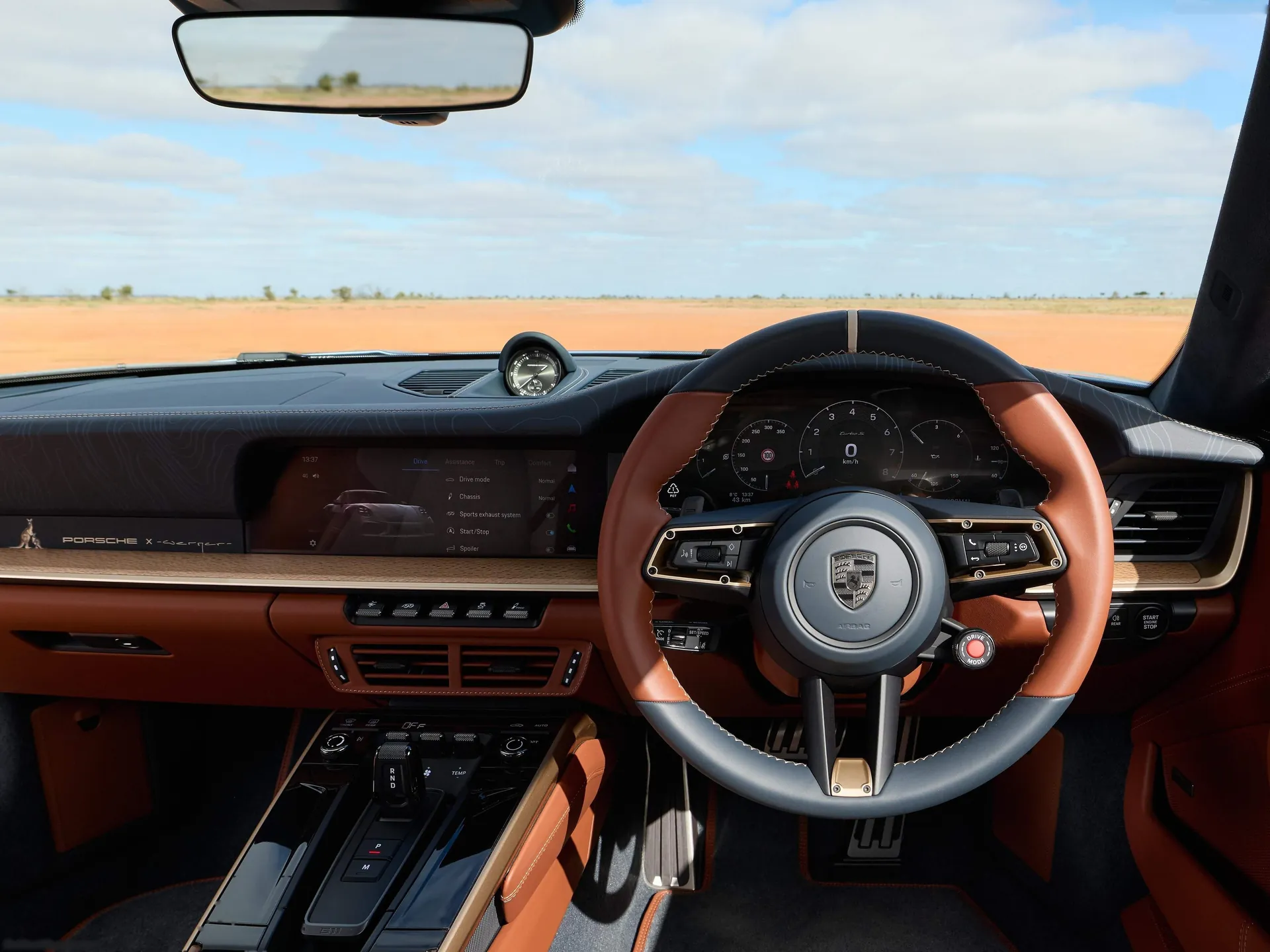 Porsche 911 Turbo S Land Down Under (2026) – interiér