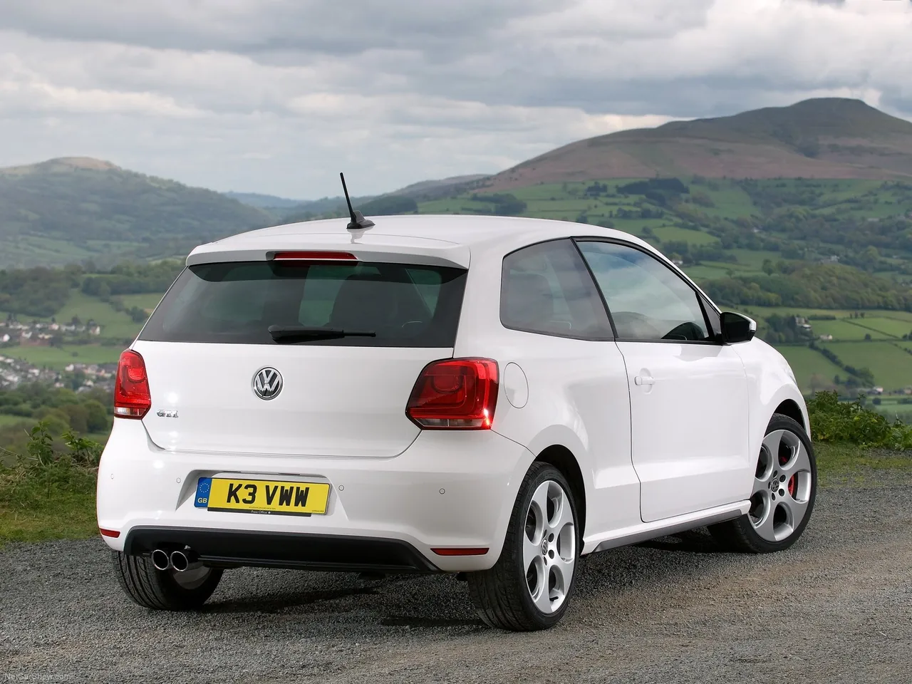 Volkswagen Polo GTI (2011) - Rear Three-Quarter