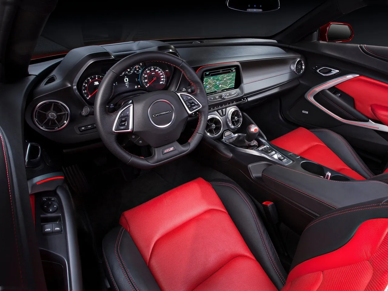 Chevrolet Camaro (2016) – interiér