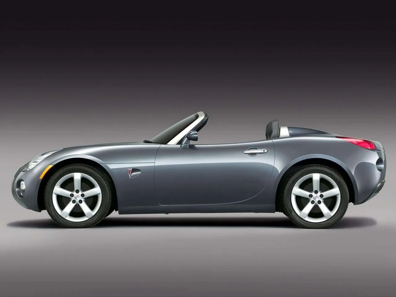 Pontiac Solstice (2006) – boční profil
