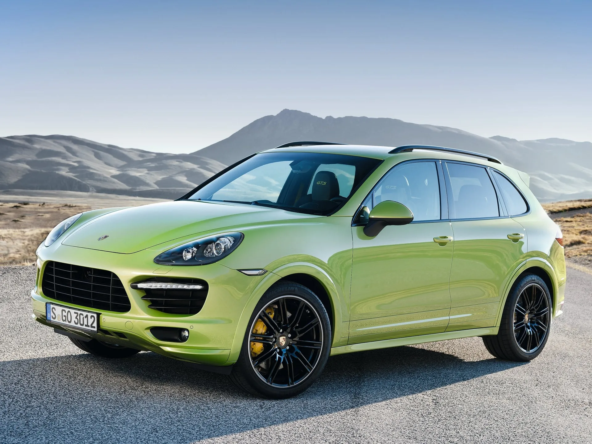 Porsche Cayenne GTS (2013)