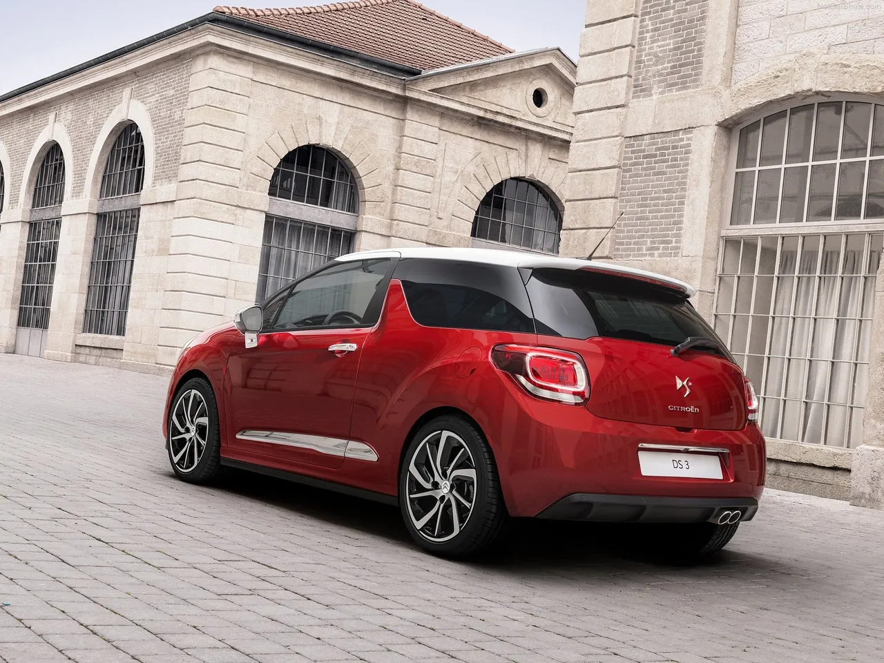 Citroen DS3 (2015) – zadní tříčtvrteční pohled