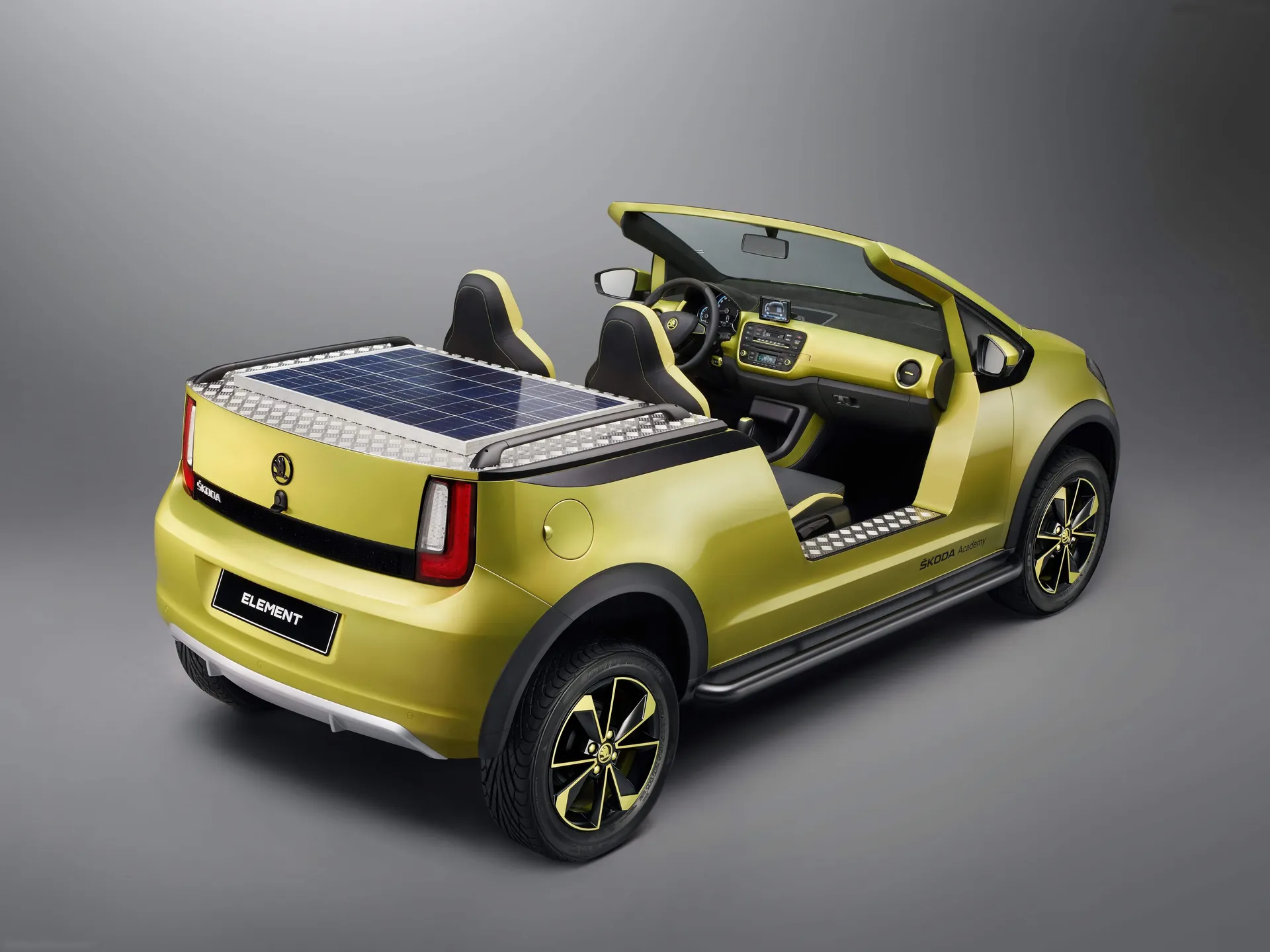 Skoda Element Concept (2017) – zadní tříčtvrteční pohled