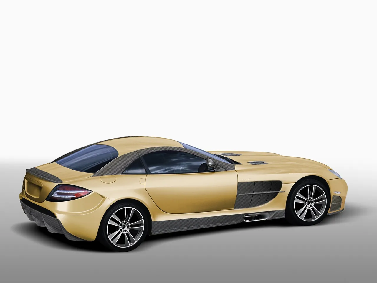 Mansory Renovatio (2008) – zadní tříčtvrteční pohled