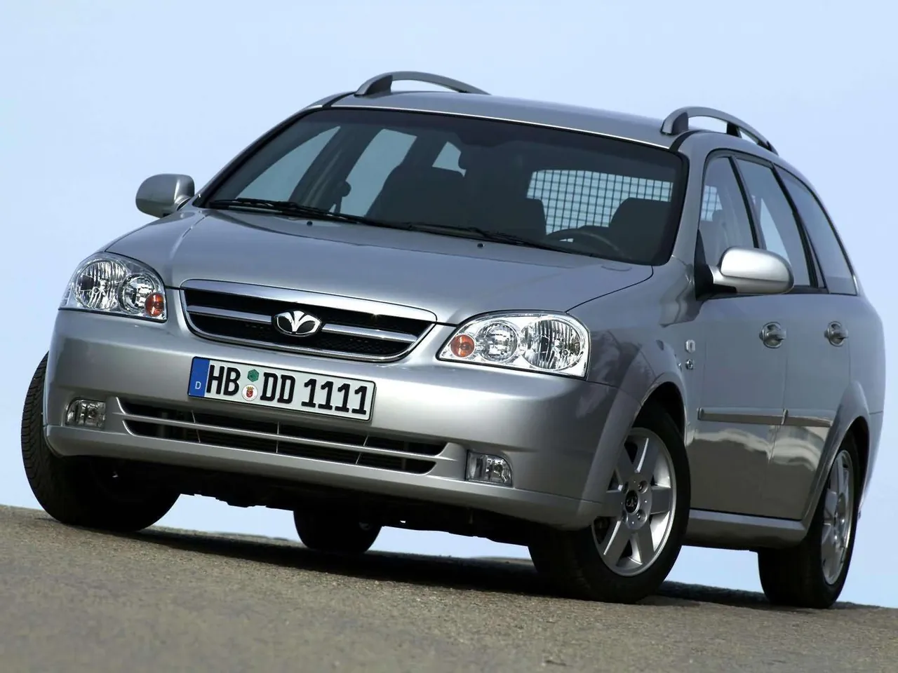 Daewoo Nubira Station Wagon CDX (2004)