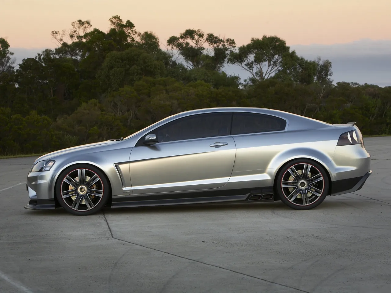 Holden Coupe 60 Concept (2008) – boční profil