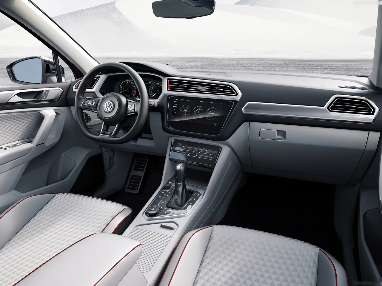 Volkswagen Tiguan GTE Active Concept (2016) – interiér