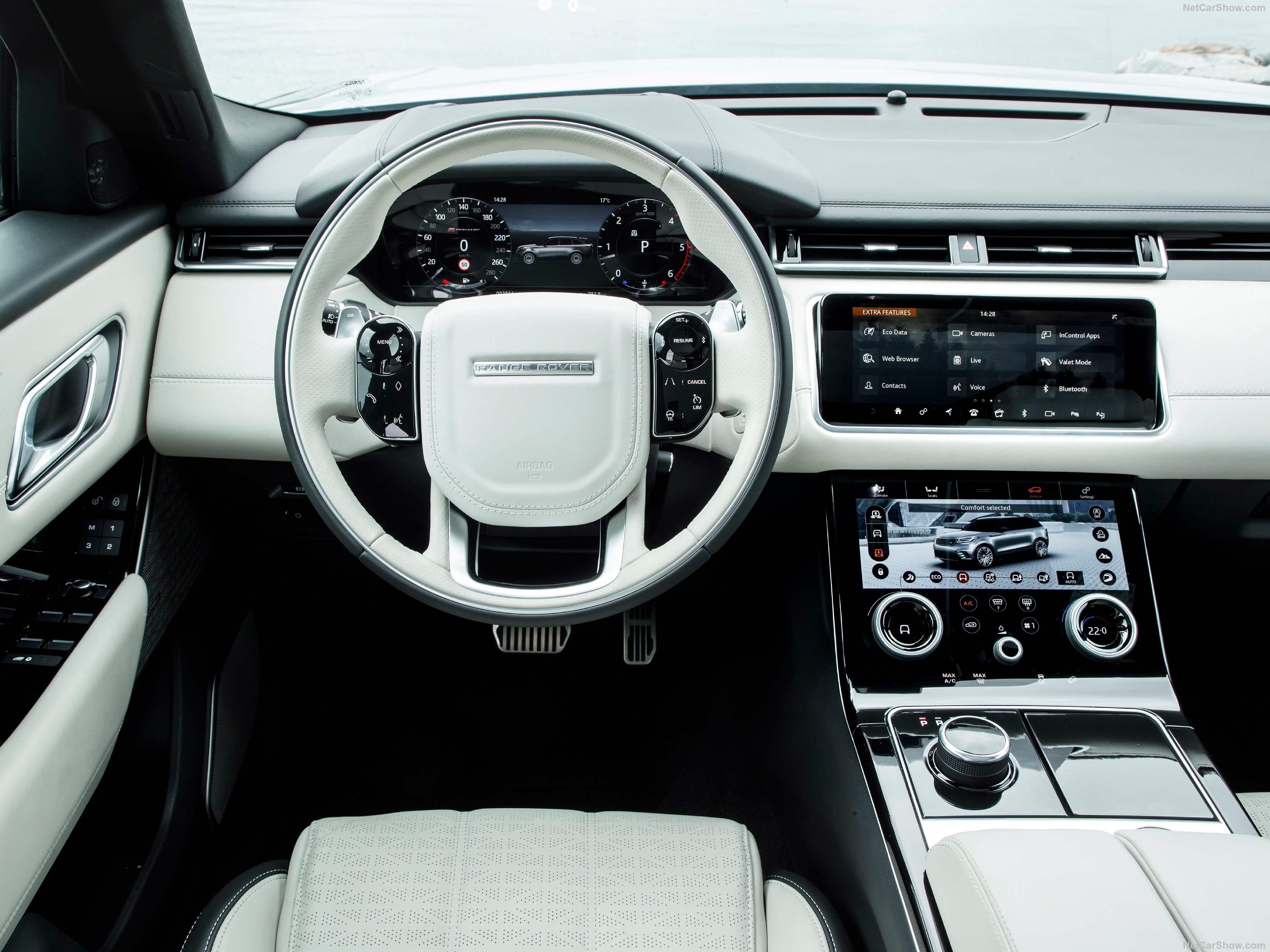 Land Rover Range Rover Velar (2018) - Interior