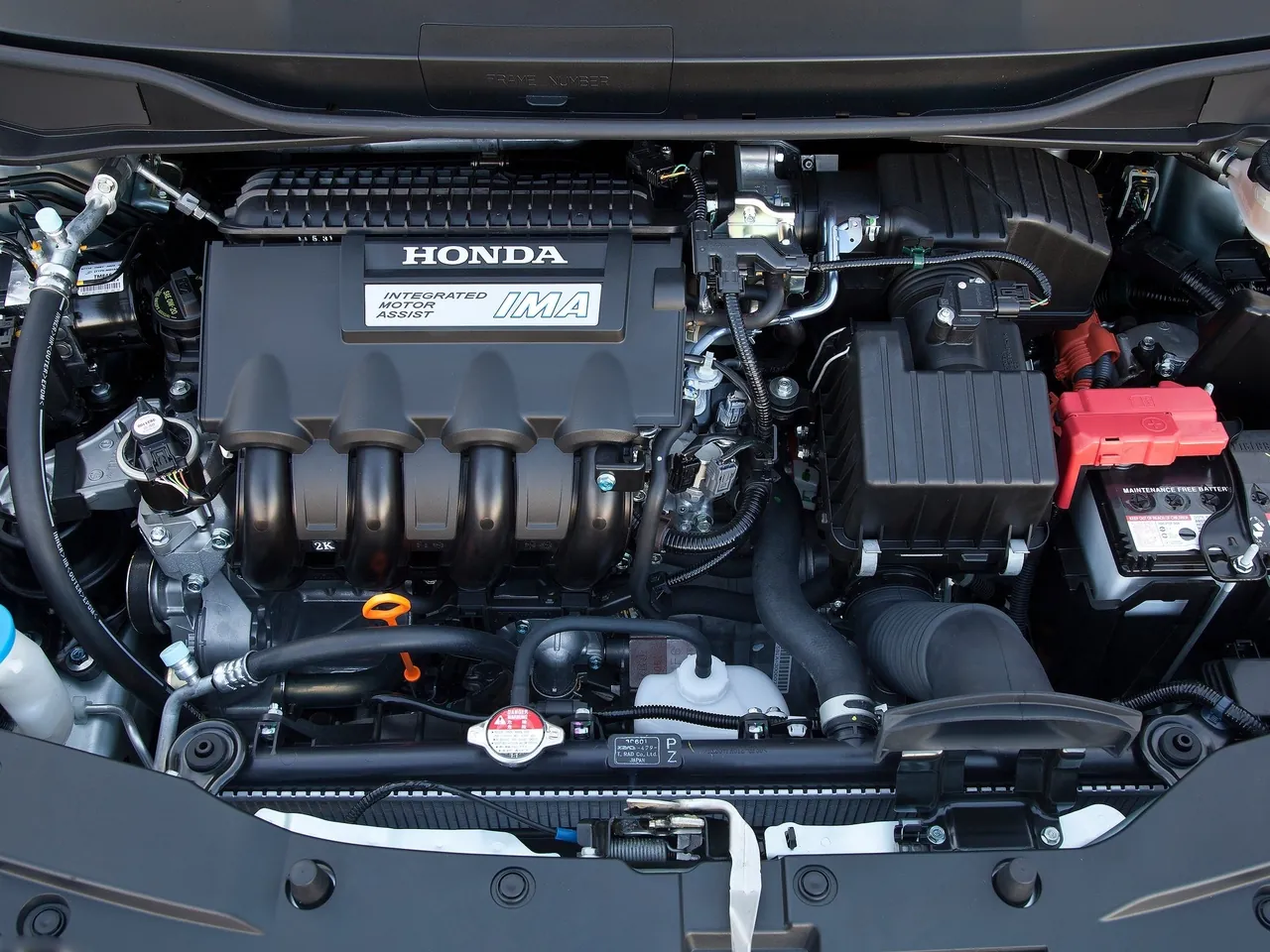Honda Insight (2012) – motorový prostor
