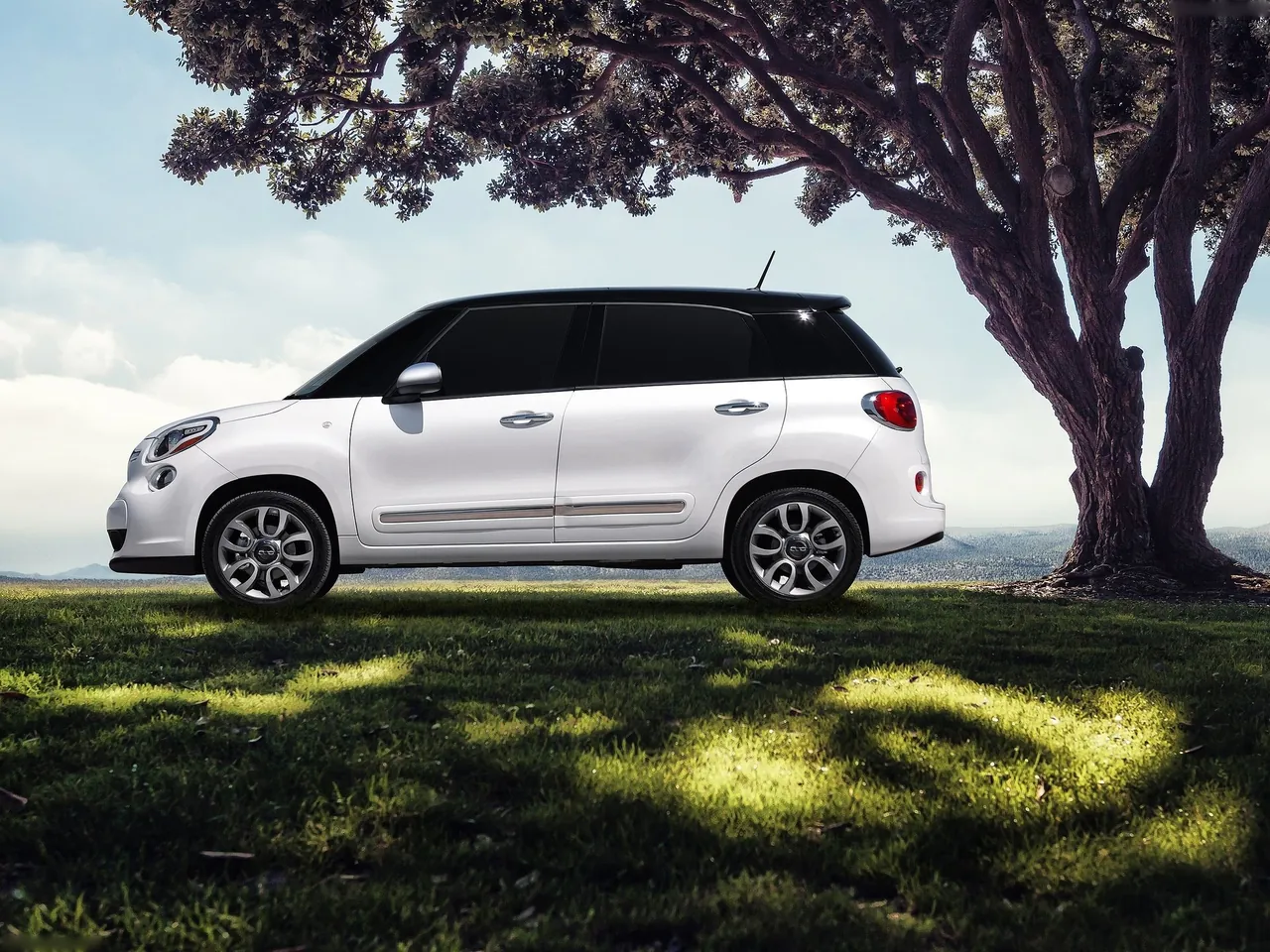 Fiat 500L [US] (2014) – boční profil