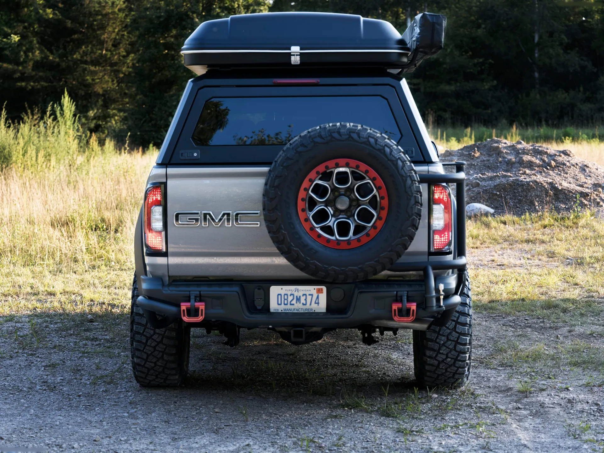 GMC Canyon AT4 OVRLANDX Concept (2021) – zezadu