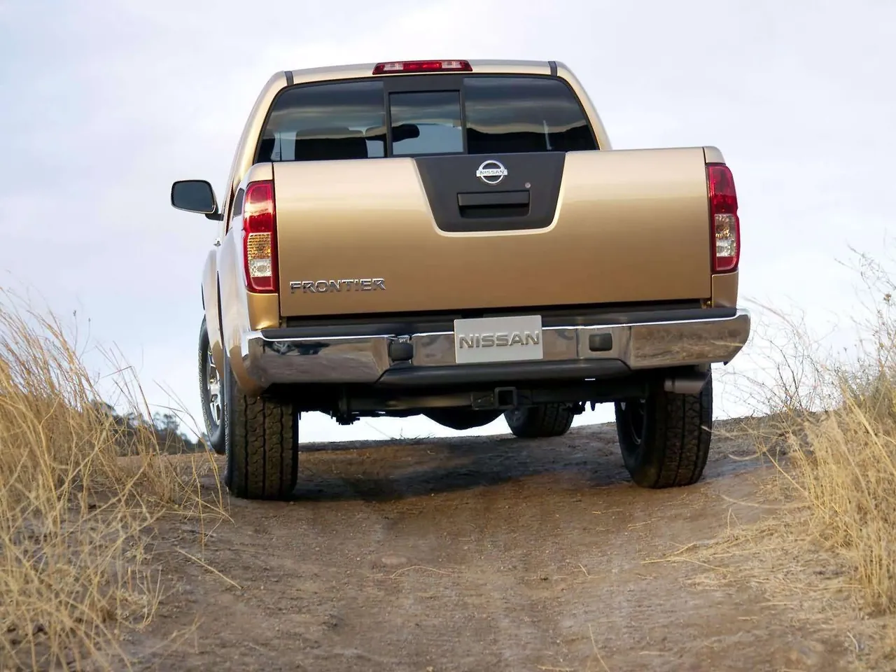 Nissan Frontier (2005) – zezadu