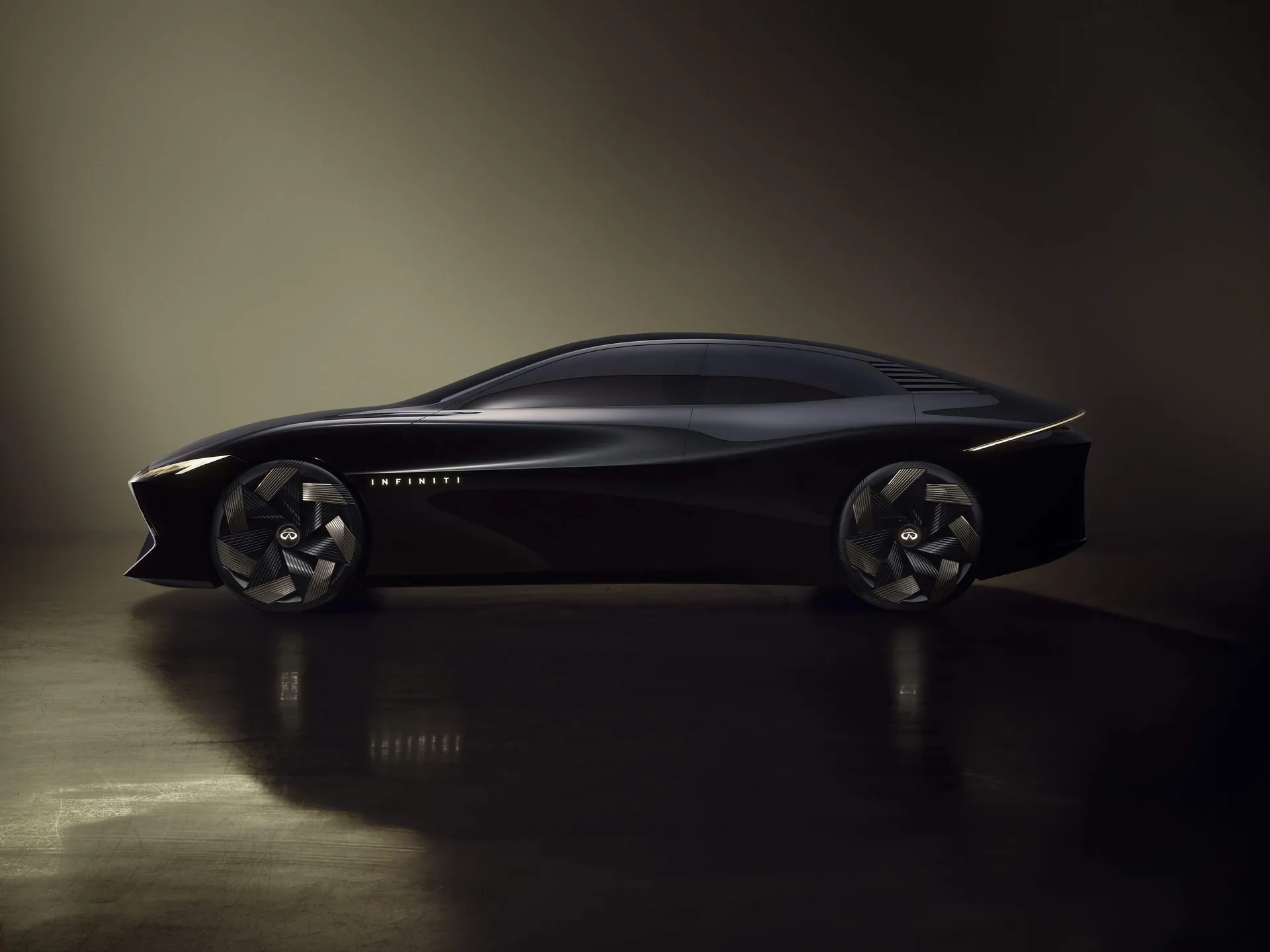 Infiniti Vision Qe Concept (2023) – boční profil